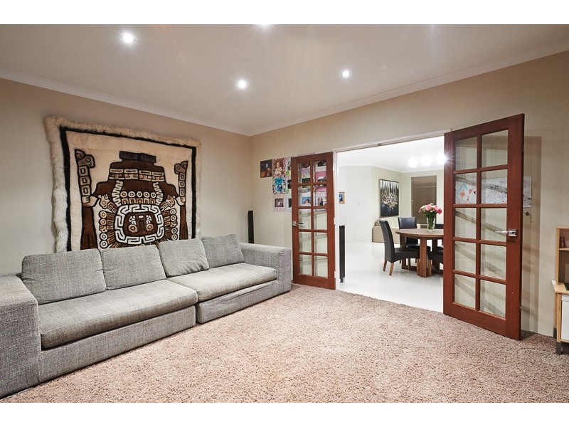 207 Gaebler Road, Aubin Grove WA 6164