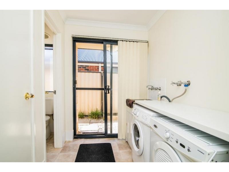 31 Camden Boulevard, Aubin Grove WA 6164