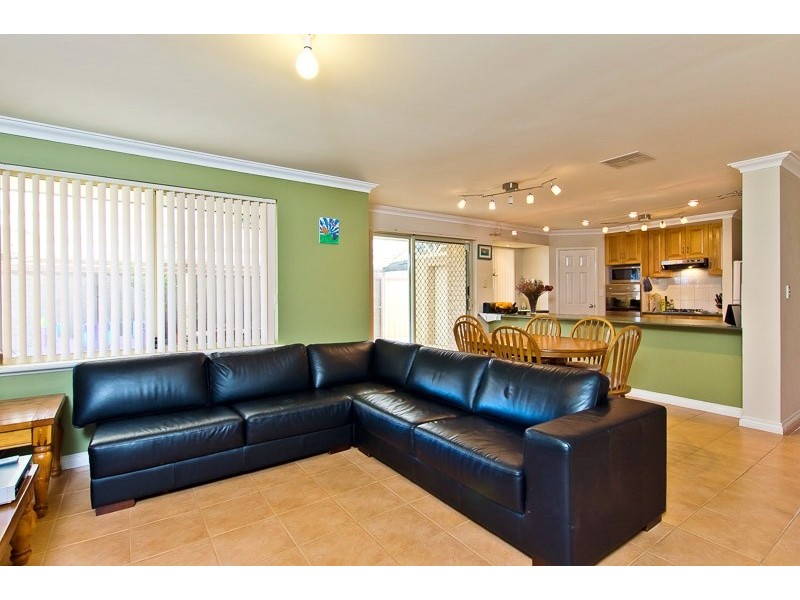 5 Belladonna Drive, Yangebup WA 6164