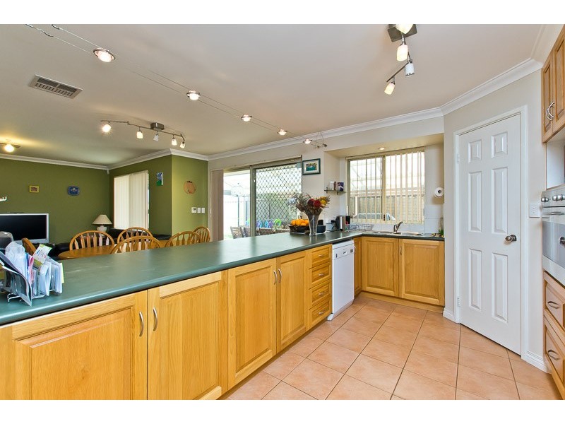 5 Belladonna Drive, Yangebup WA 6164