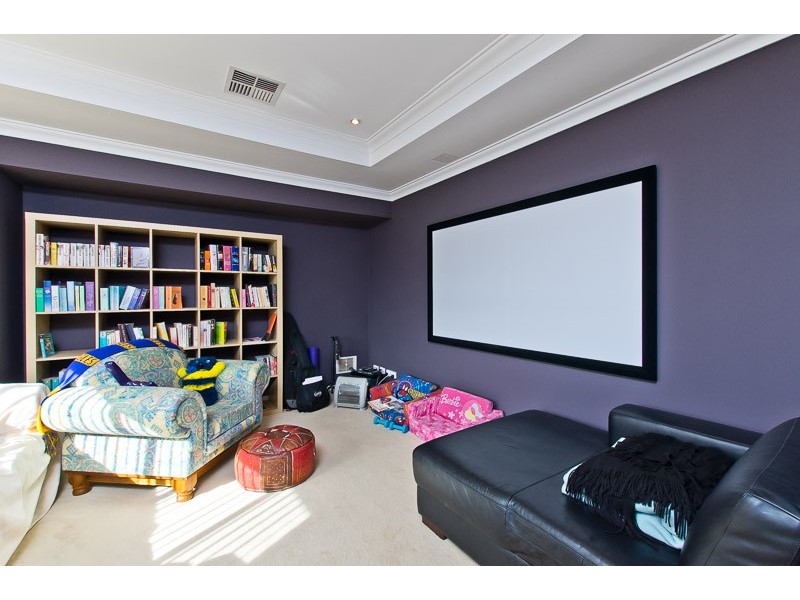 5 Belladonna Drive, Yangebup WA 6164