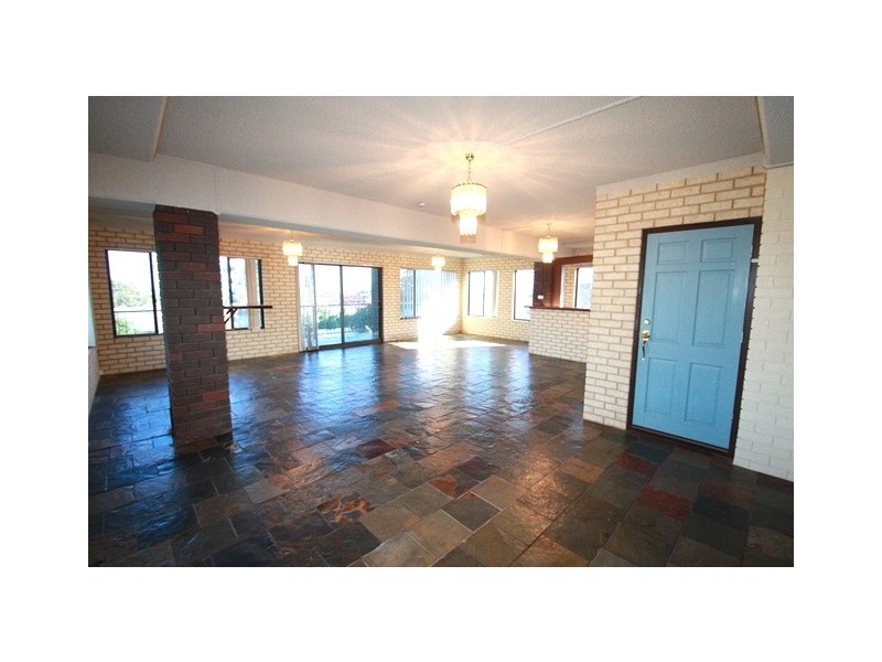 82 Alexandra Road, East Fremantle WA 6158