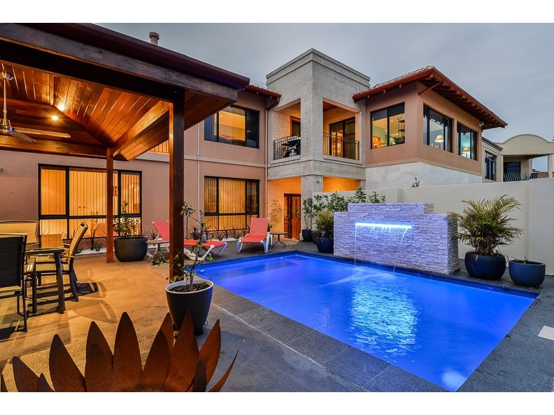26A Geordie Court, Coogee WA 6166