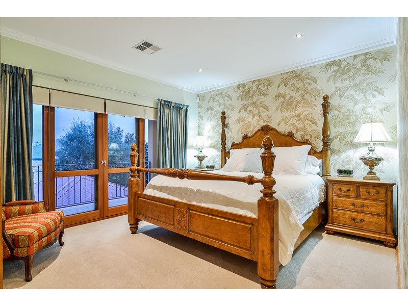 26A Geordie Court, Coogee WA 6166