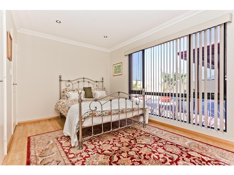 26A Geordie Court, Coogee WA 6166