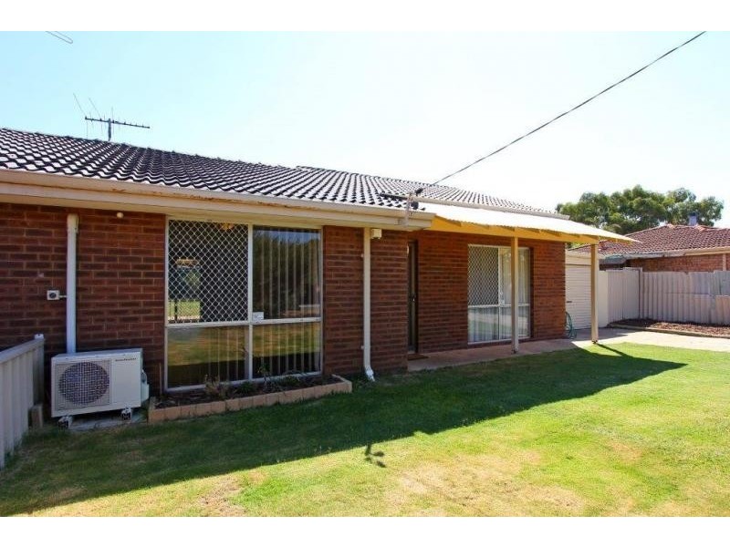 20 Plumridge Way, South Lake WA 6164