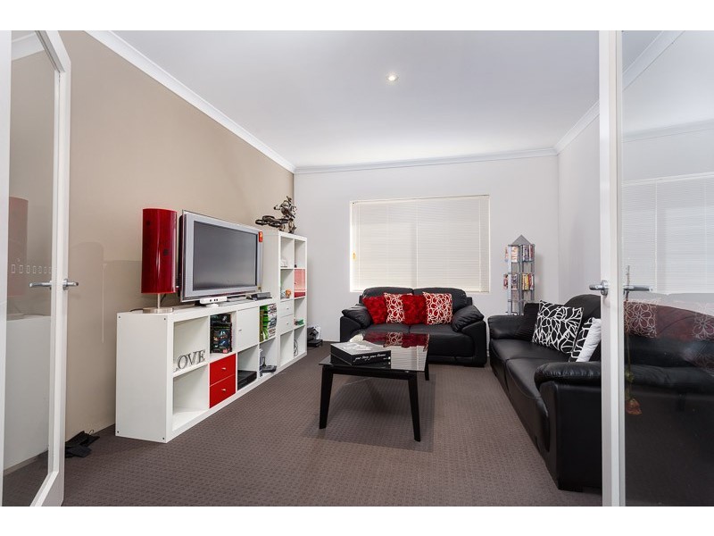 3 Dunlap Avenue, Success WA 6164