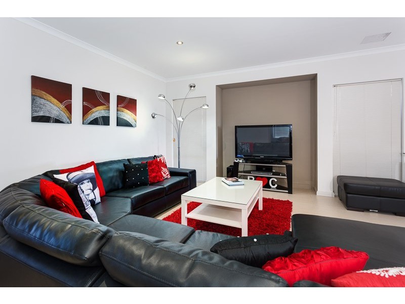 3 Dunlap Avenue, Success WA 6164