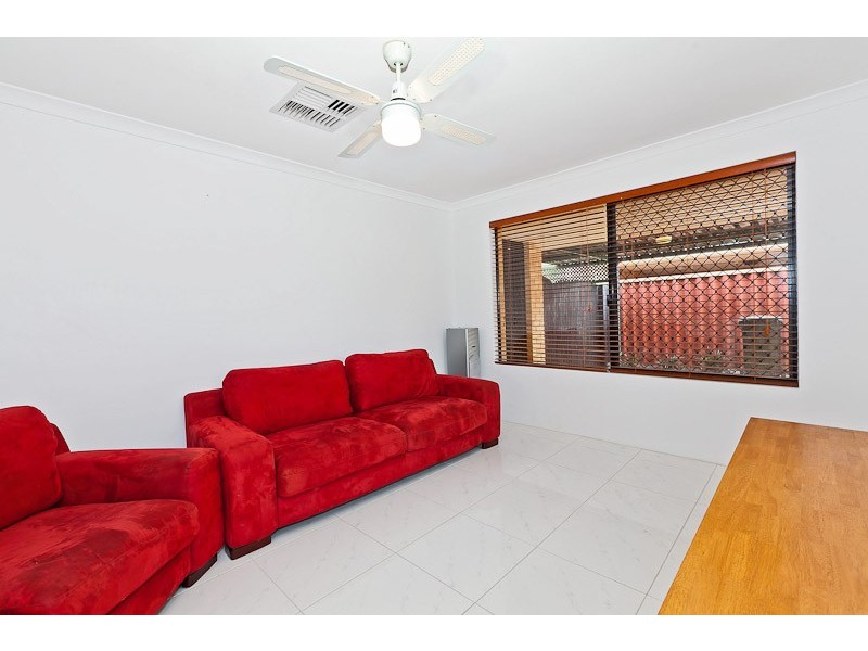 18 Yangebup Rd, Yangebup WA 6164