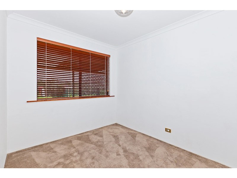 18 Yangebup Rd, Yangebup WA 6164