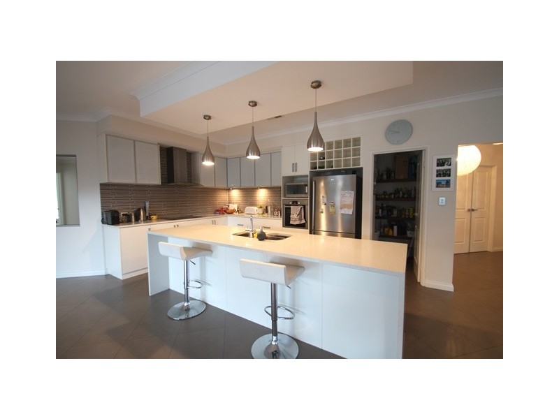 11 Redheart Way, Beeliar WA 6164