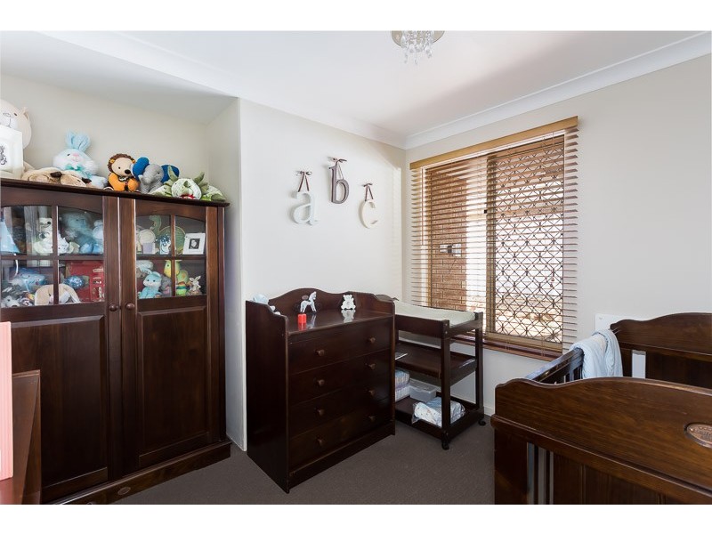 16 Sunshine Place, Bibra Lake WA 6163