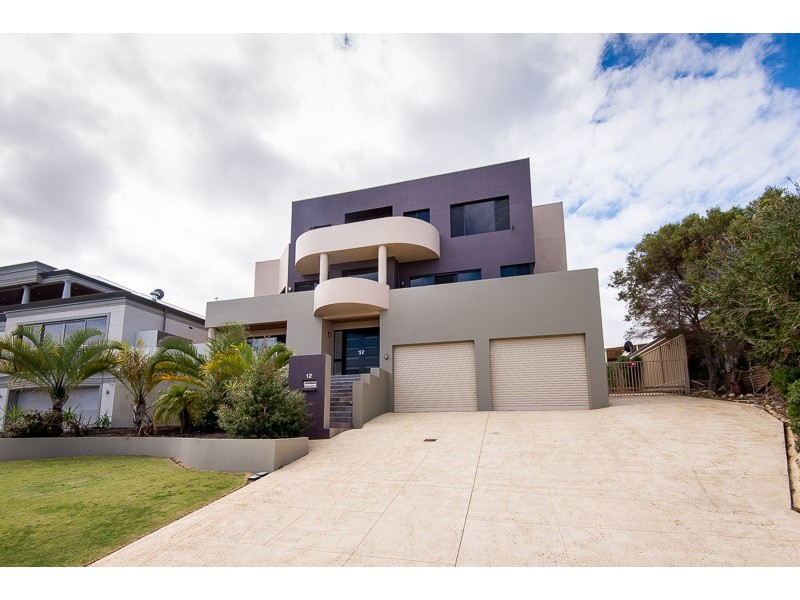 12 Careening Way, Coogee WA 6166