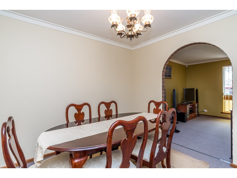 5 Hobley Way, Spearwood WA 6163