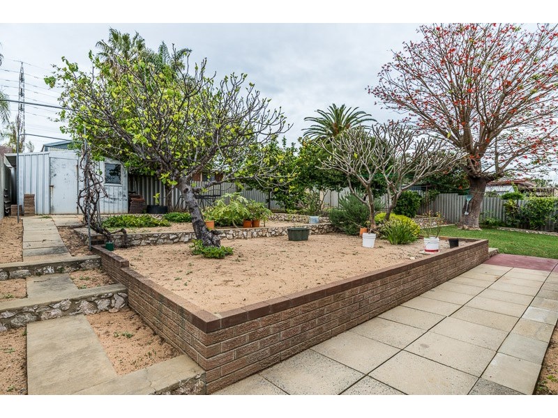 5 Hobley Way, Spearwood WA 6163