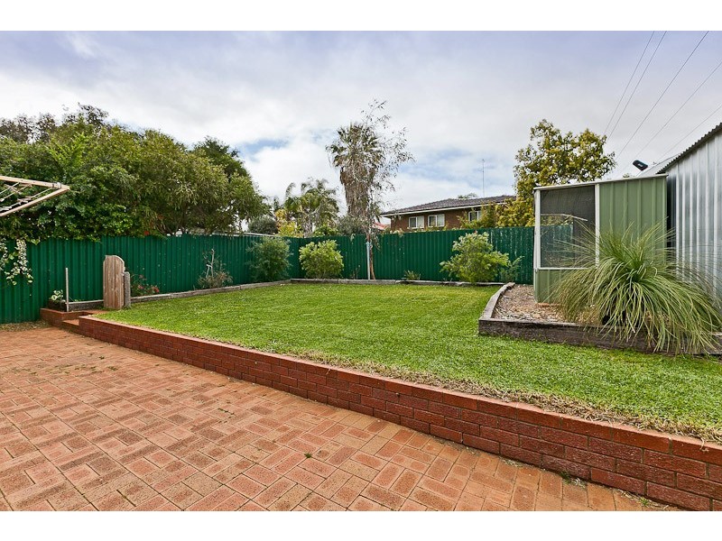 14B Glenister Road, Hamilton Hill WA 6163