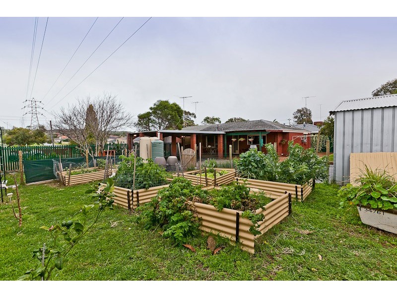 14B Glenister Road, Hamilton Hill WA 6163