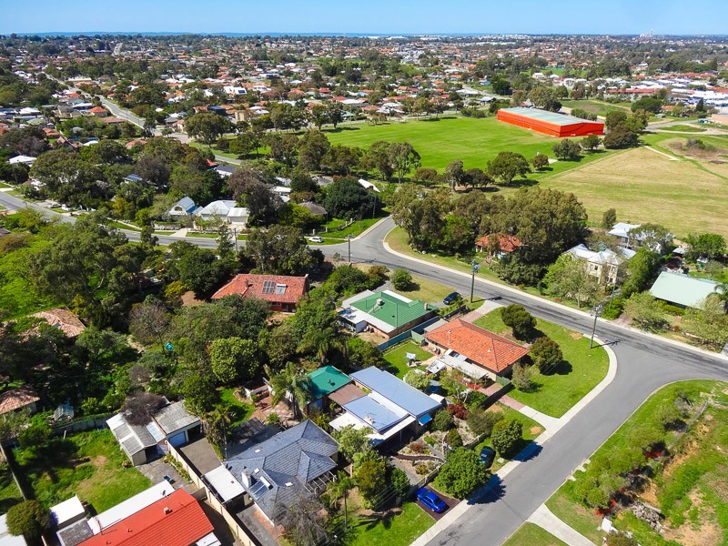 64 Healy Road, Hamilton Hill WA 6163