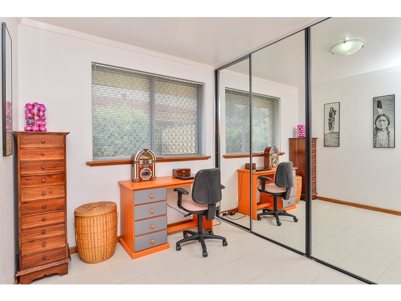 9 Jean Street, Hamilton Hill WA 6163