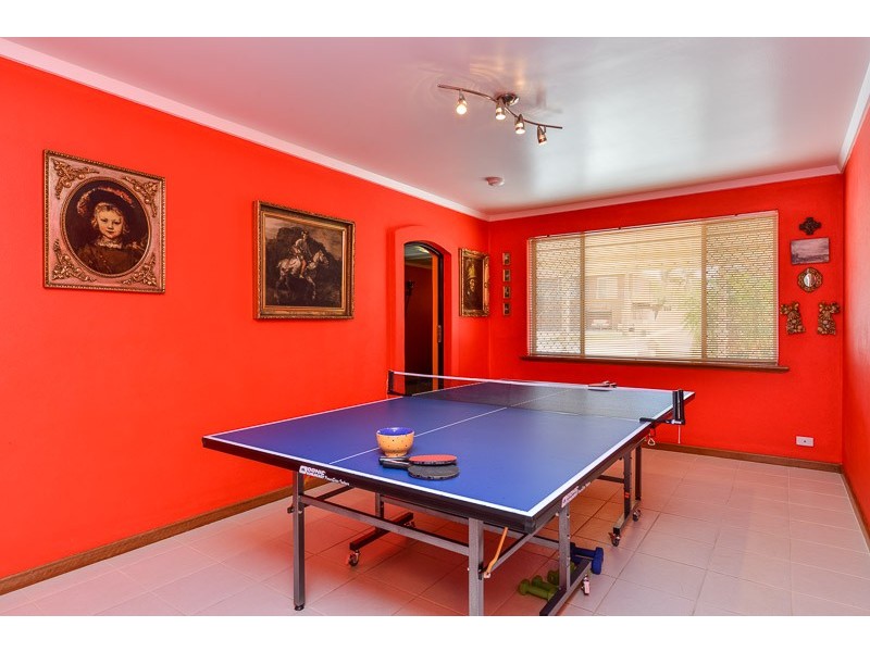 9 Jean Street, Hamilton Hill WA 6163