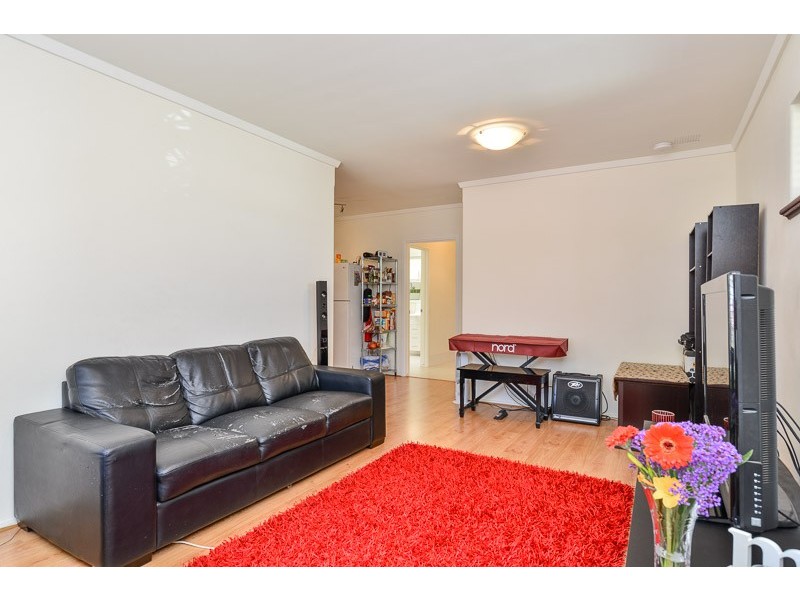 6B Glendower Way, Spearwood WA 6163