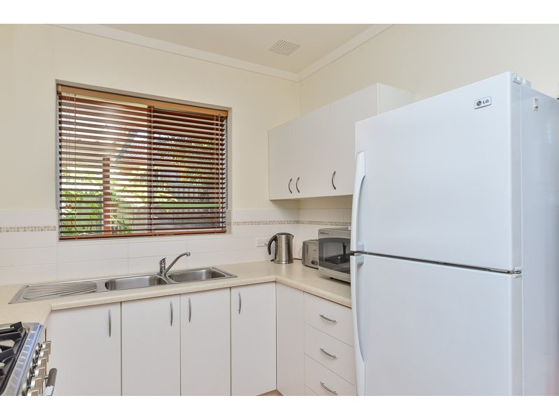 6B Glendower Way, Spearwood WA 6163