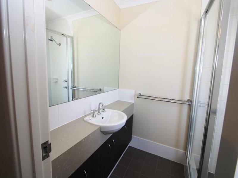 7 Addis Way, Wandi WA 6167