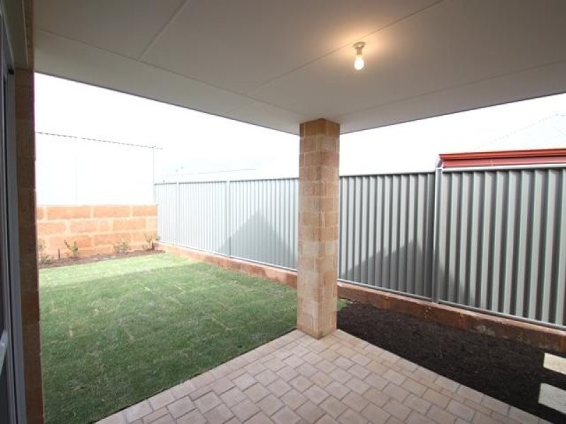 7 Addis Way, Wandi WA 6167