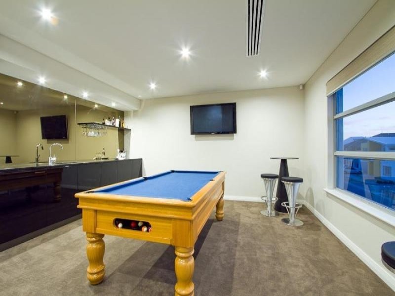 16 Hydaspe Vista, North Coogee WA 6163