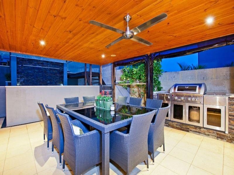 10 Careening Way, Coogee WA 6166