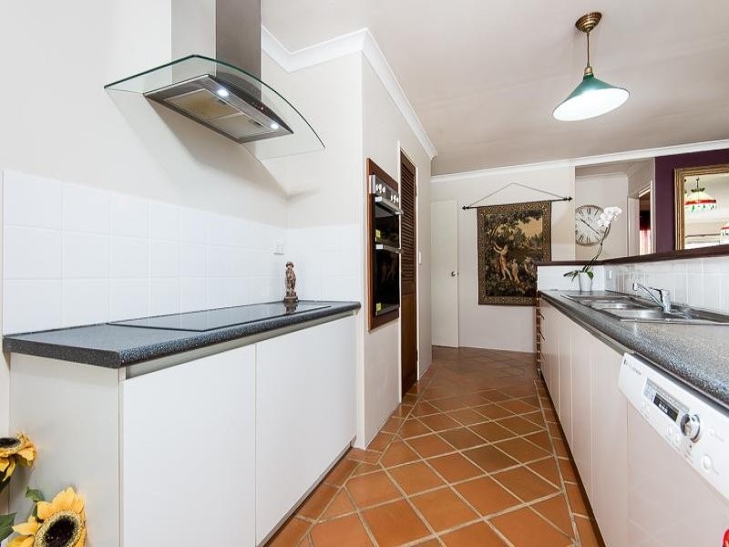 53 Fairbairn Road, Coogee WA 6166