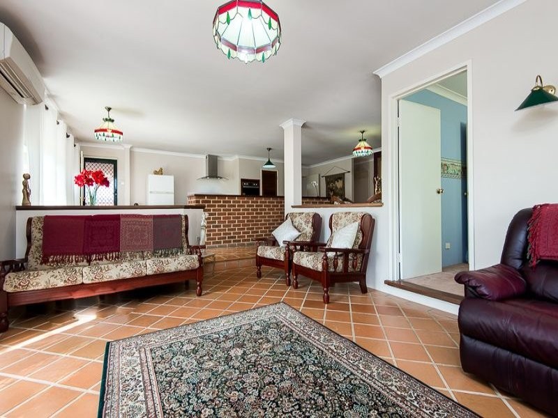 53 Fairbairn Road, Coogee WA 6166