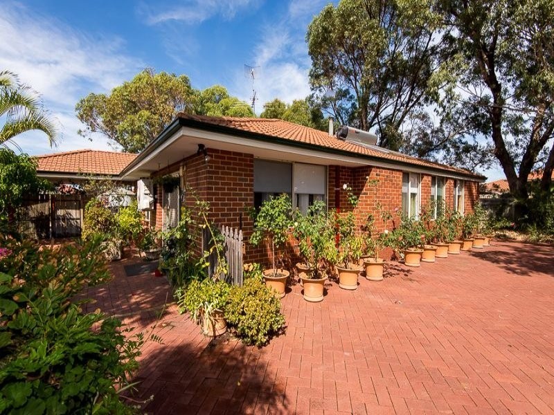 53 Fairbairn Road, Coogee WA 6166