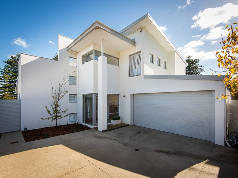 1B Cadd Street, Beaconsfield WA 6162