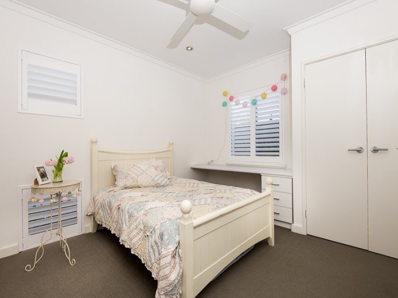 1B Cadd Street, Beaconsfield WA 6162