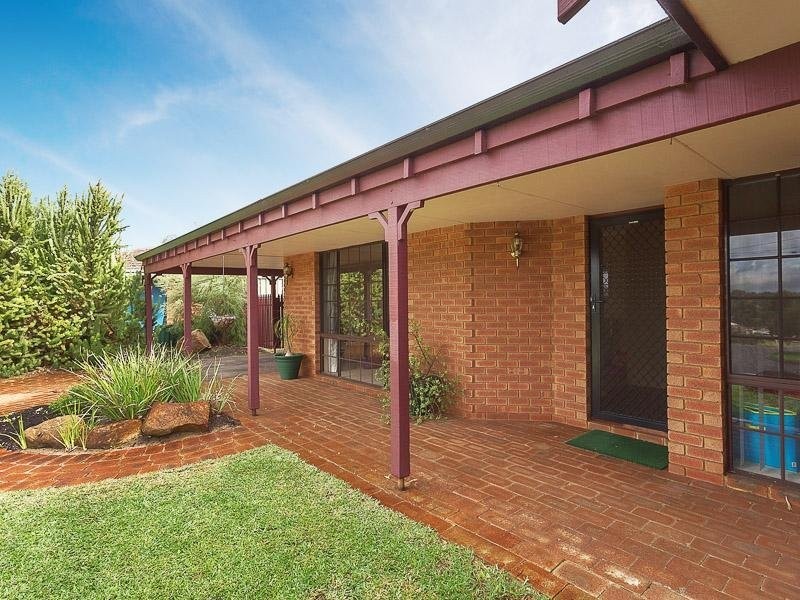 56 Sandpiper Loop, Yangebup WA 6164