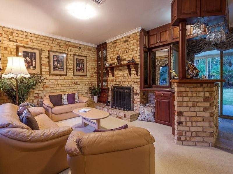 7 Casella Close, Wandi WA 6167