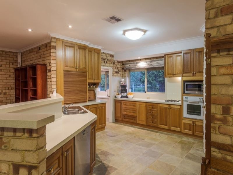 7 Casella Close, Wandi WA 6167