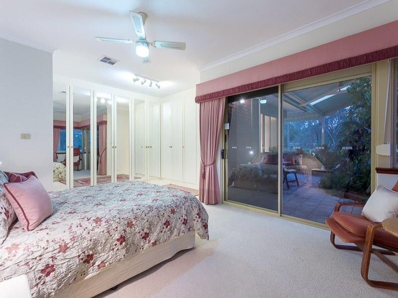 7 Casella Close, Wandi WA 6167