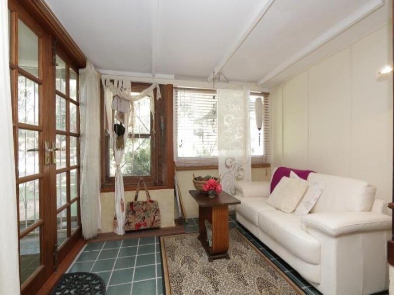 1A Barfield Place, Beaconsfield WA 6162