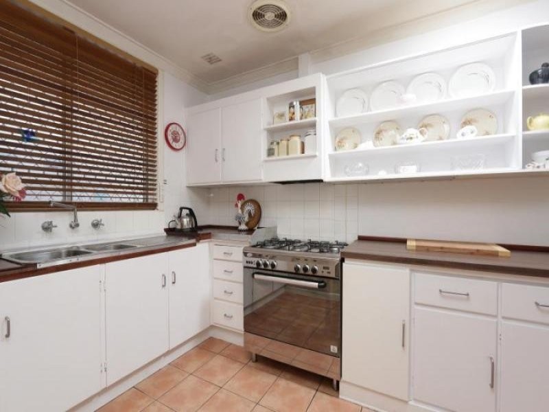 1A Barfield Place, Beaconsfield WA 6162
