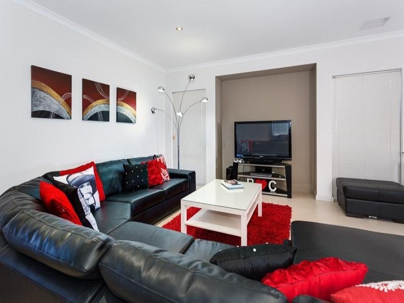 3 Dunlap Avenue, Success WA 6164
