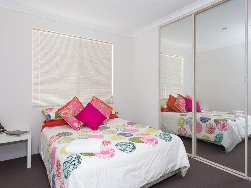 3 Dunlap Avenue, Success WA 6164