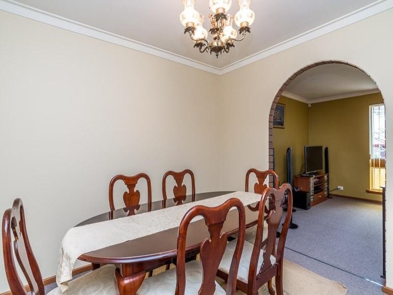 5 Hobley Way, Spearwood WA 6163