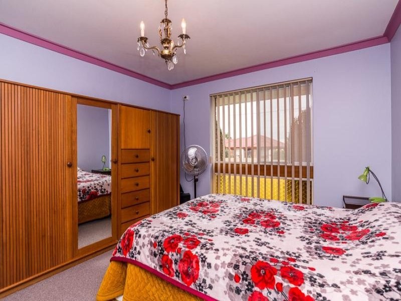 5 Hobley Way, Spearwood WA 6163