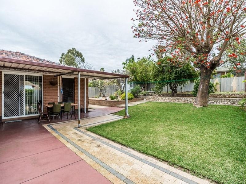 5 Hobley Way, Spearwood WA 6163