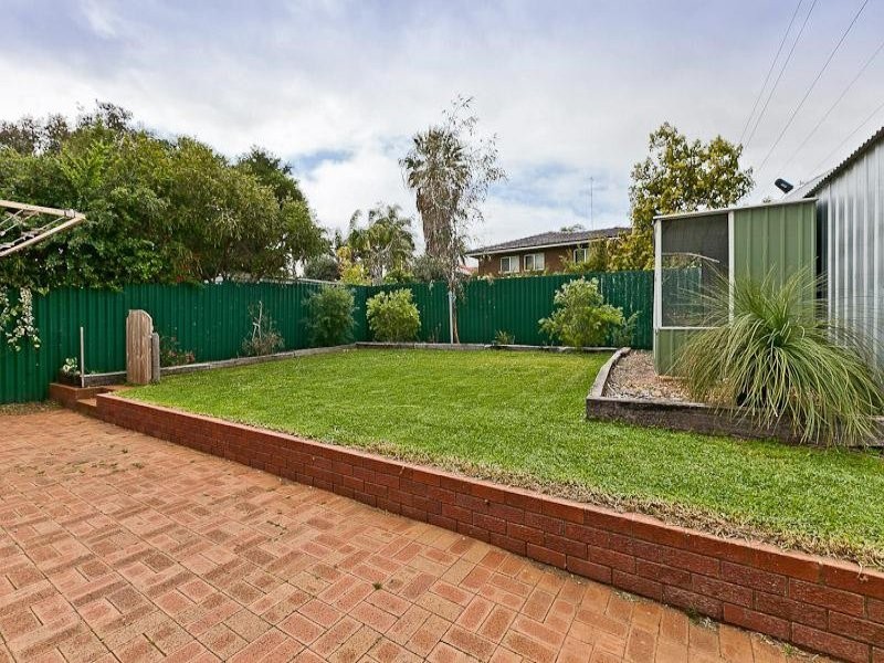 14B Glenister Road, Hamilton Hill WA 6163