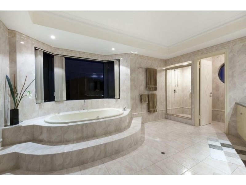 20 Longreach Parade, Coogee WA 6166