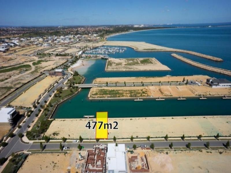 9 Chelydra Point, North Coogee WA 6163