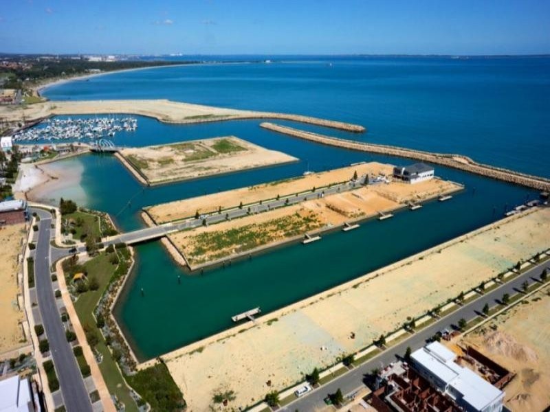 9 Chelydra Point, North Coogee WA 6163